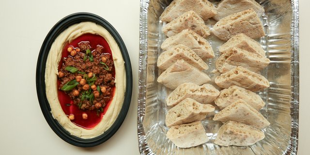 Spiced Lamb Ragu Hummus