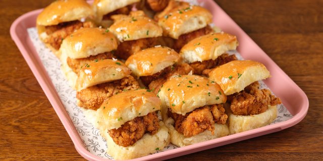 Hot Honey Chicken Sliders