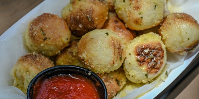 Garlic Bites Tray