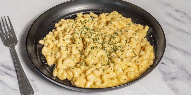 Clementine's Mac & Cheese Tray