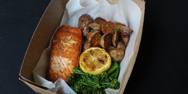 Salmon Boxed Lunch