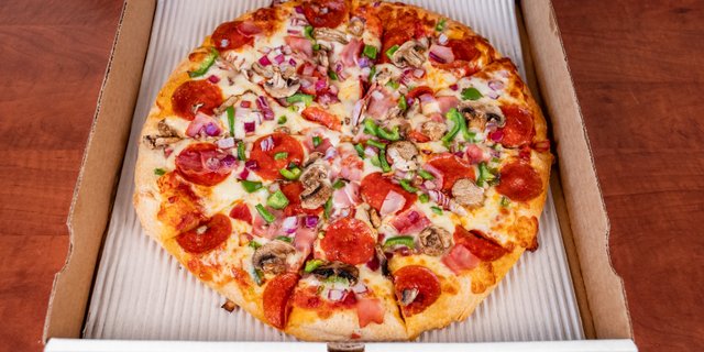 Chicago Supreme Pizza
