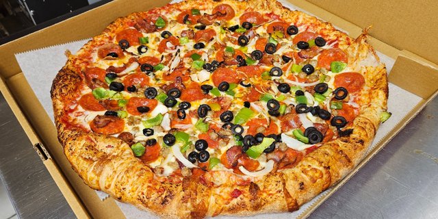 16” The York (Supreme Pizza)