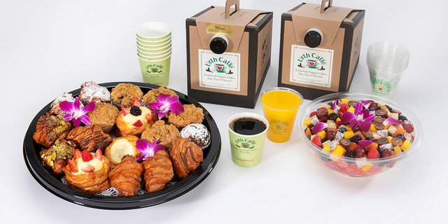 Urth Breakfast