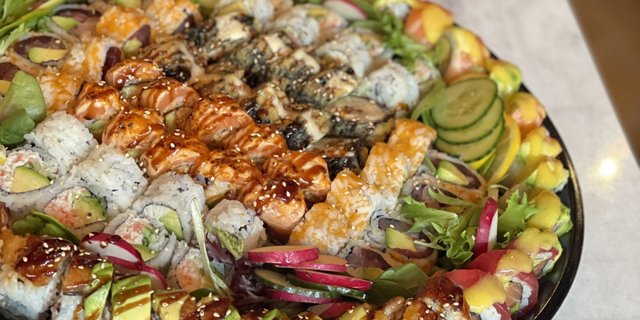 10 Maki Sushi Platter