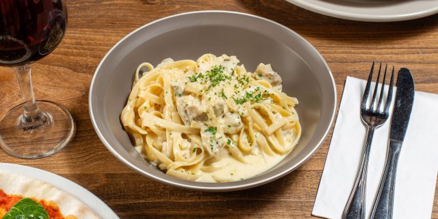 Chicken Fettuccine Alfredo