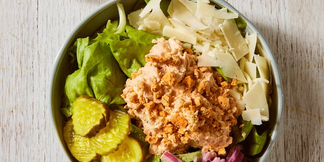 Hot Chick Crunch Salad Boxed Lunch