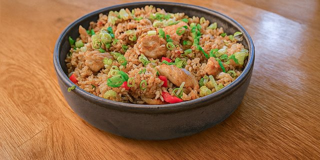 Arroz Chaufa w/ Chicken