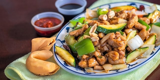 Kung Pao Chicken Tray
