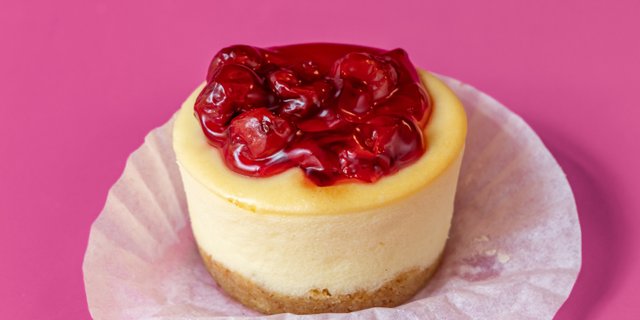 Personal-Sized Cheesecakes