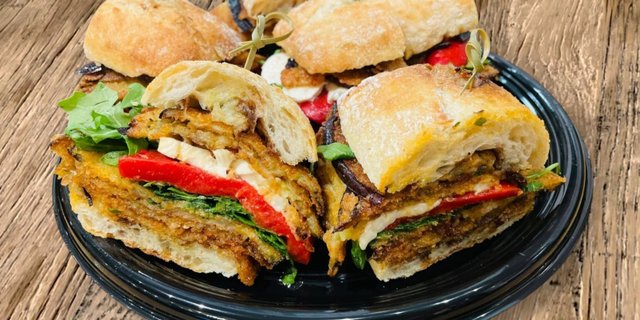 Vegetarian Vesuvio Hero