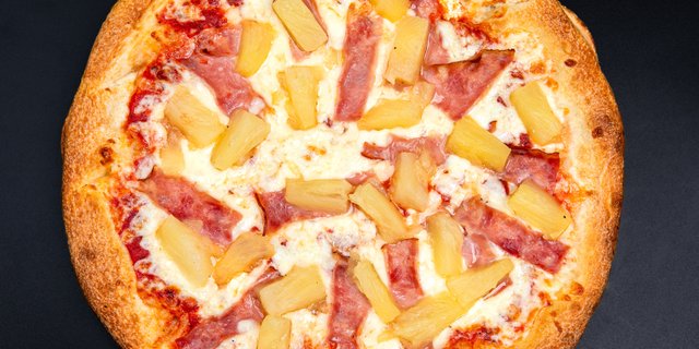 Hawaiian Pizza
