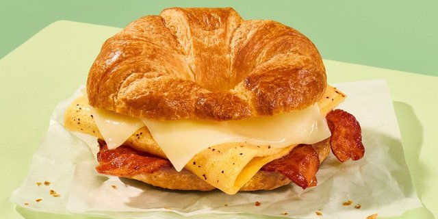 Croissant Bacon, Egg & Cheese Sandwich