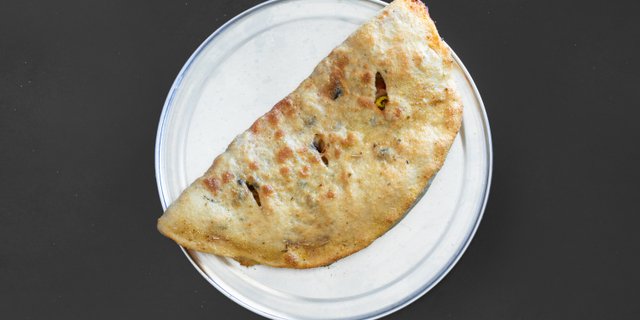 Build Your Own Calzone