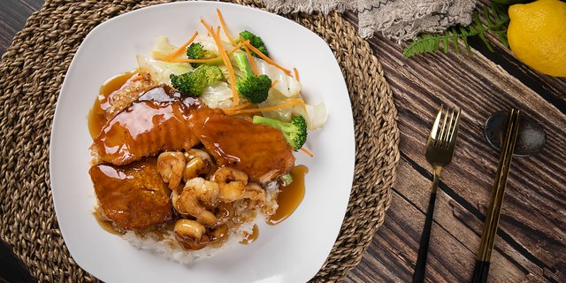 Salmon & Shrimp Hibachi
