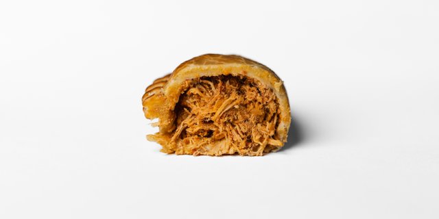Bite Size Chicken, Tomato & Chipotle Empanada