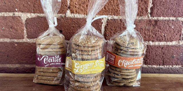 Gingersnap Cookie Stack