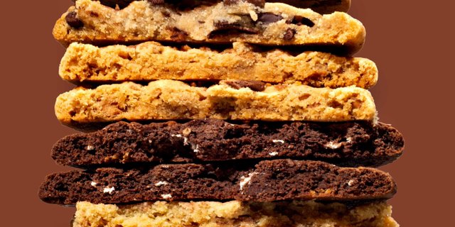 Giant Reese's PB Lava Cookie