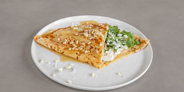 Pear Gorgonzola Crepe