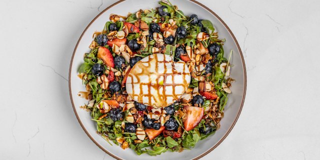 Burrata Strawberry Salad
