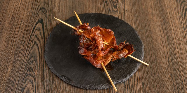 Roast Duck Skin Skewers