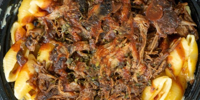 BBQ Pulled Pork Mac & Cheese