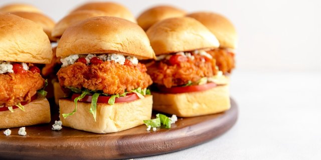 Buffalo Chicken Sliders
