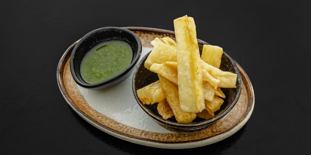 Fried Yucas