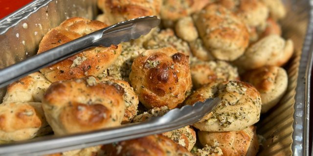 Garlic Knots
