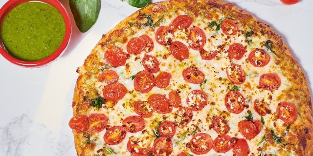 Pesto Spinach Pizza