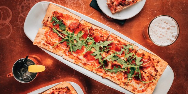 Hot Honey Flatbread Pizza Package