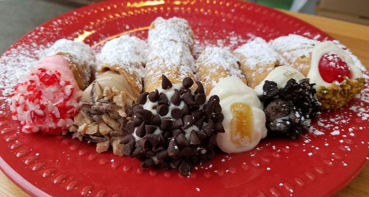 Kelly Cannoli Catering, Seattle, WA