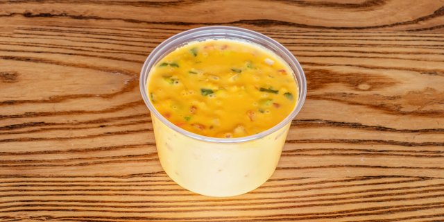 Yellow Chile con Queso