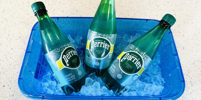 Pierre Sparkling Water