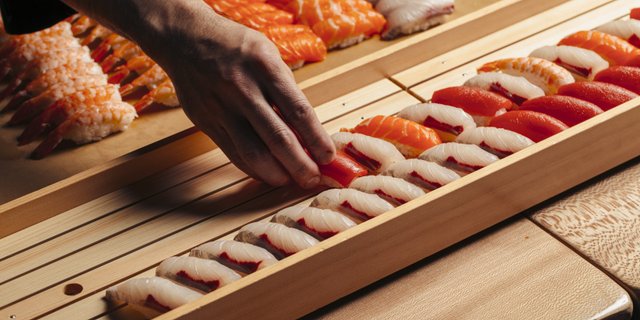 40-Piece Nigiri