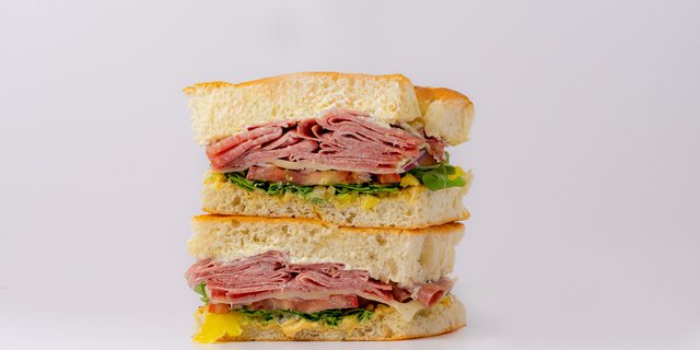 Hot Sal Sandwich