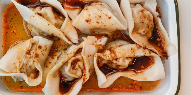 Broccoli & Mushroom Wontons