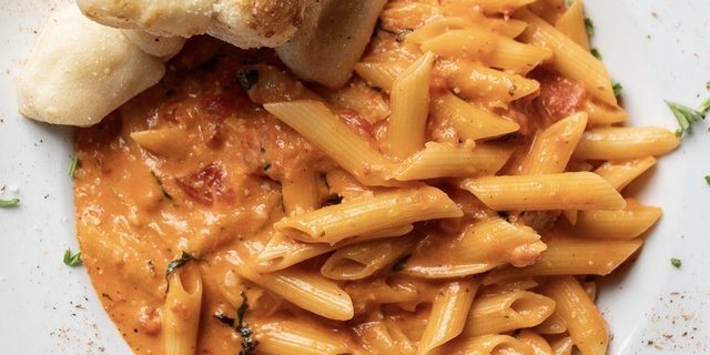 Penne Alla Vodka Tray