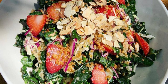 Kale Salad Boxed Lunch
