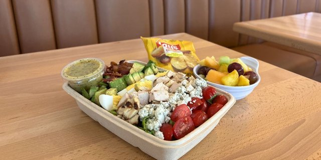 Cobb Salad Boxed Lunch