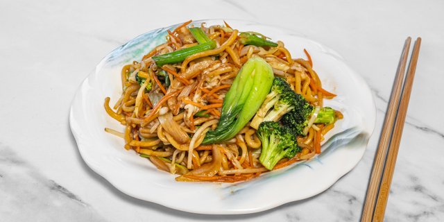 Vegetable Chow Mein