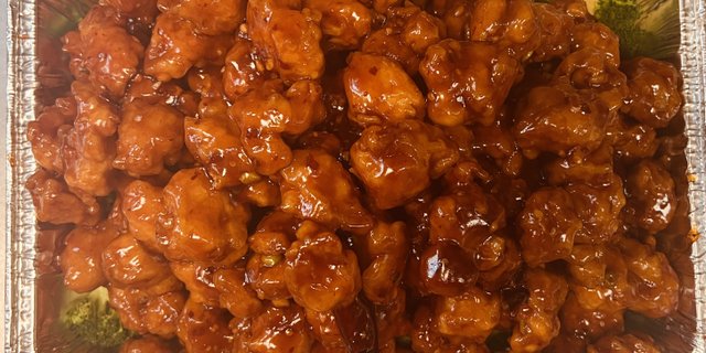 General Tso’s Chicken Tray