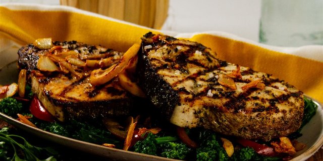 Grilled Lemon Herb Swordfish