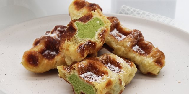 Matcha Croffle