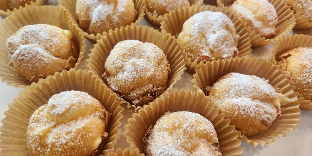 Mini Original Cream Puff Box