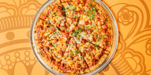 Tandoori Chicken Pizza