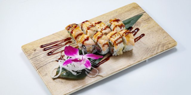 Baked Salmon Roll