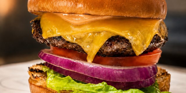 Classic Cheese Burger