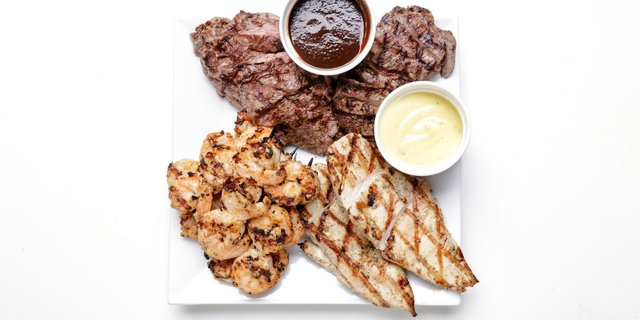 Max's Grilled Protein Platter Buffet