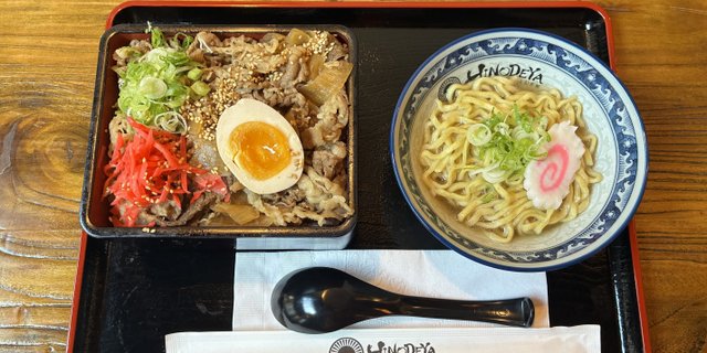 Beef Don (Gyudon) w/ Mini Ramen